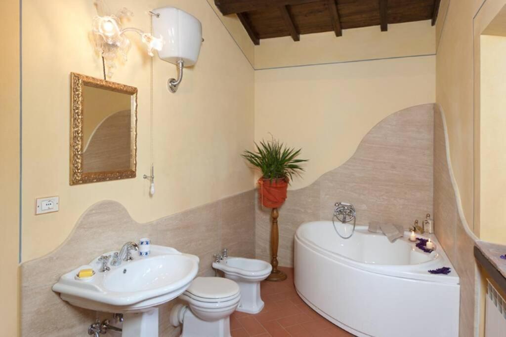 Villa Liz Tuscany, Private Pool, Hot Tub, Property Fenced, Pets Allowed ポッピ エクステリア 写真