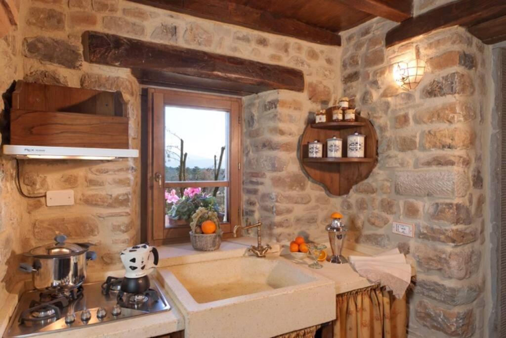 Villa Liz Tuscany, Private Pool, Hot Tub, Property Fenced, Pets Allowed ポッピ エクステリア 写真