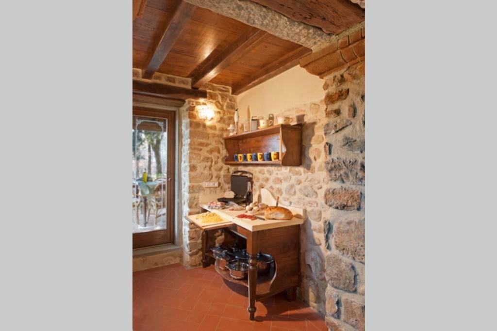 Villa Liz Tuscany, Private Pool, Hot Tub, Property Fenced, Pets Allowed ポッピ エクステリア 写真